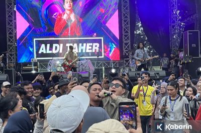 Aldi Taher tampil all out di panggung JakCloth 2025