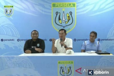 Bima Sakti Resmi Jadi Pelatih Persela Lamongan