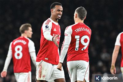 Arsenal Hajar Aston Villa 4-1