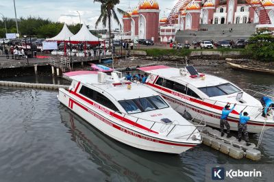 Gubernur Sulsel Luncurkan Klinik Terapung untuk Layani Warga Pesisir