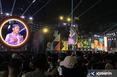 Warga Bundaran HI Kirim Doa untuk Korban Bencana Sumatera