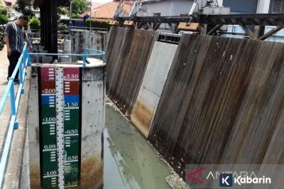 Pintu Air Pasar Ikan di Jakarta Naik Status Jadi Siaga 2