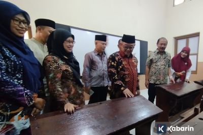 Sekolah Makin Digital, Pemerintah Siapkan Empat Papan Interaktif di Setiap Kelas