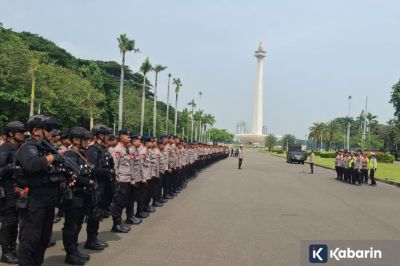 1.060 Personel Gabungan Amankan Aksi Buruh di Kawasan Monas
