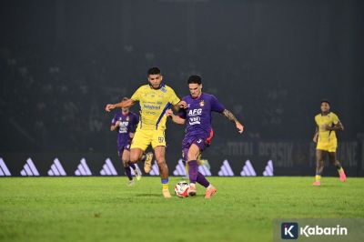 Persib Bandung Menang 3-0 atas Persik Kediri