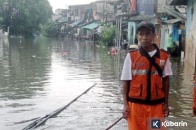 Ratusan Warga Pademangan Timur Ngungsi Gara-gara Banjir