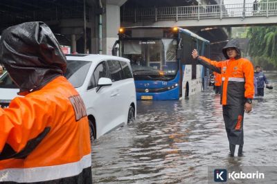 Banjir Rendam Jakarta Utara, Dishub Turun Tangan Atur Lalu Lintas