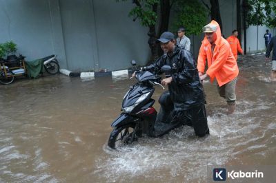 Sebanyak 282 Warga Jakut Ngungsi Akibat Banjir