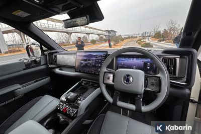 China Atur Ulang Desain Mobil, Kontrol Fisik Wajib untuk Fungsi Utama
