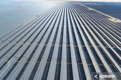 Saat Gurun Abu Dhabi Berubah Jadi Lautan Surya Raksasa