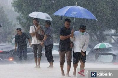 BMKG Ingatkan Potensi Hujan Ringan di Sejumlah Kota Besar Indonesia pada Jumat