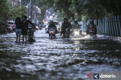 Empat Jalan di Jakut Terendam Banjir Akibat Hujan Deras