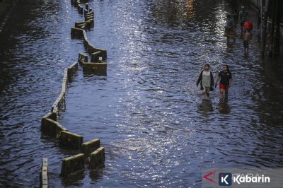 Update Banjir Jakarta: 37 RT dan 12 Ruas Jalan Tergenang