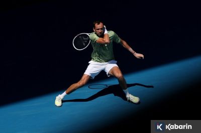 Medvedev Tantang Sinner di Semifinal Italian Open 2026 Usai Comeback Dramatis