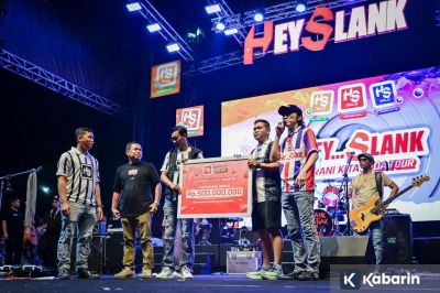 Slank Sumbangkan Hasil Konser di Bali untuk Korban Bencana Sumatera