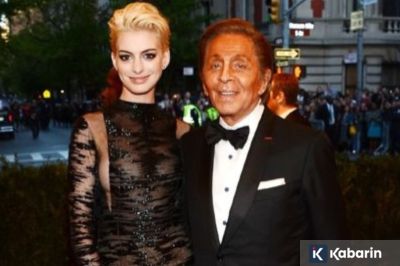 Anne Hathaway Kenang Kebersamaan dengan Valentino Garavani