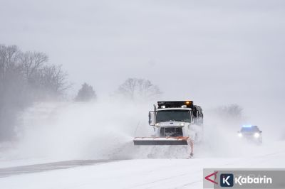 Ribuan Penerbangan Batal Akibat Badai Salju di Pantai Timur AS