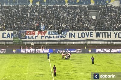 Persib Bandung Resmi Perkenalkan Mantan Bek PSG Layvin Kurzawa