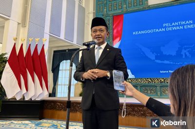 Bahlil Umumkan Adies Kadir Resmi Lepas Status Kader Golkar