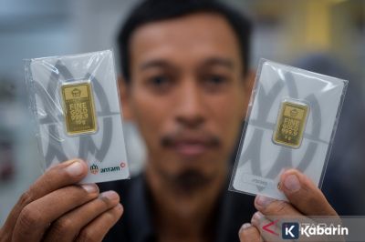 Harga Emas Antam Hari Ini Anjlok Rp260.000, Buyback Ikut Turun