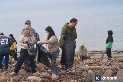 Aksi Bersih-bersih Teluk Palu Kumpulkan 100 Ton Sampah