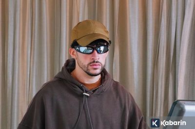 Bad Bunny Raih Grammy Pertama Lewat Album Berbahasa Spanyol