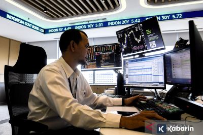 IHSG Ditutup Melemah Seiring Aksi Ambil Untung Jelang Libur Imlek