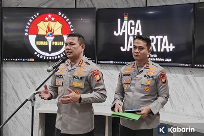 Polisi Periksa Dua Komika Pembuka Acara "Mens Rea" Pandji Pragiwaksono