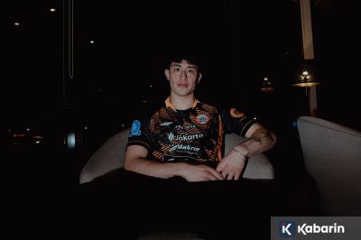 Persija Resmi Datangkan Cyrus Margono, Kiper Berdarah Indonesia dari Eropa