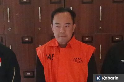 KPK Telusuri Jejak Pemilik Blueray Cargo John Field yang Masih Buron