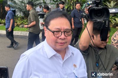 Prabowo Gelar Rapat Bersama Menteri Bidang Ekonomi di Istana