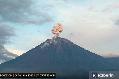 Semeru Lima Kali Erupsi Hari Ini, Letusan Tertinggi Hingga 1.000 Meter