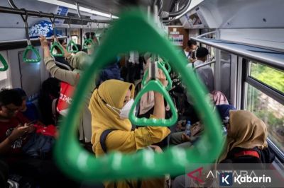 Penumpang KRL Diizinkan Berbuka Puasa Selama Perjalanan di Bulan Ramadhan