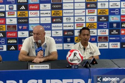 Hodak Kecewa Bobotoh Turun ke Lapangan Setelah Laga Kontra Ratchaburi Selesai