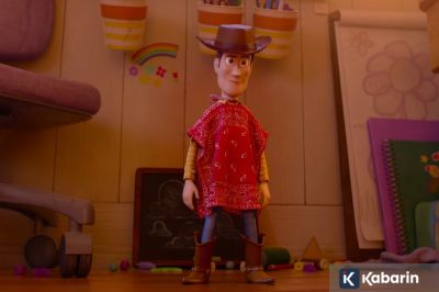 Woody Tampil Nyentrik di Trailer Terbaru "Toy Story 5"