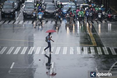 BMKG: Waspada Hujan dan Angin Kencang di Jabodetabek Hari Ini