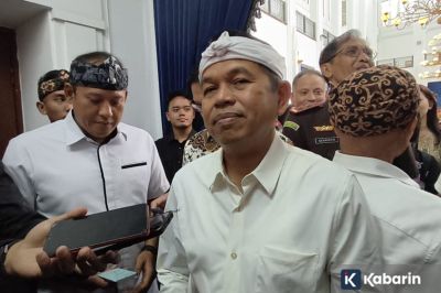 Dedi Mulyadi Longgarkan Aturan Bawa Motor ke Sekolah untuk Siswa Daerah Pelosok