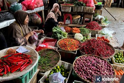 Harga Pangan Hari Ini: Bawang Merah Rp46.900/kg, Cabai Rawit Rp83.850/kg