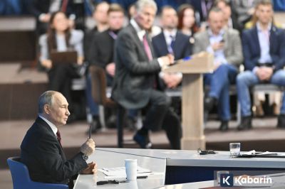 Trump Telepon Putin Bahas Iran dan Ukraina, Rusia Siap Bantu