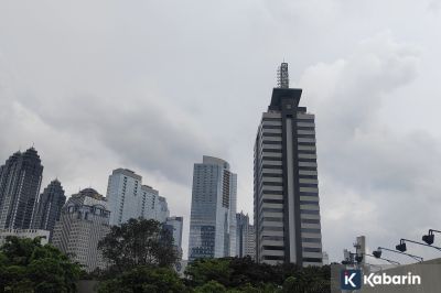 BMKG Prediksi Cuaca Jakarta Didominasi Awan pada Sore hingga Malam