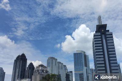 BMKG Prakirakan Sebagian Jakarta Cerah Berawan pada Kamis Pagi