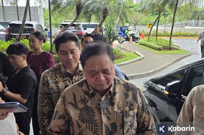 Airlangga Pastikan Kebijakan WFH Segera Diumumkan Sebelum Akhir Maret