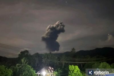 Gunung Dukono Masih Erupsi, Semburkan Abu Vulkanik hingga 3.000 Meter