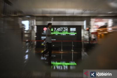 IHSG Ditutup Menguat Ditopang Kenaikan Saham Sektor Energi