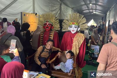 Lapangan Banteng Dipadati Warga saat Hari Terakhir Lebaran Betawi