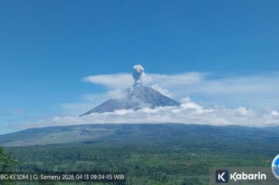 Senin Pagi Gunung Semeru Erupsi Lagi, Tinggi Letusan Sampai 1 Km