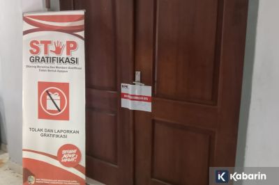 KPK Segera Geledah Ruang Kantor Pemkab Tulungagung yang Masih Disegel
