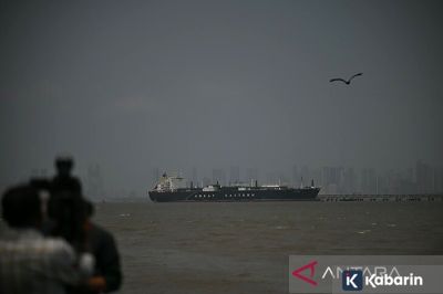 Iran Siapkan Aturan Khusus Lalu Lintas Kapal di Selat Hormuz