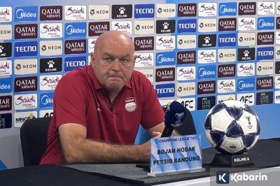 Bojak Hodak Satu Poin Lagi Pecahkan Rekor Pelatih Legendaris Persib