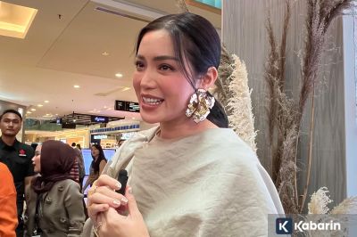 Jessica Iskandar dan Maudy Ayunda Ajak Perempuan Terus Maju di Momentum Hari Kartini